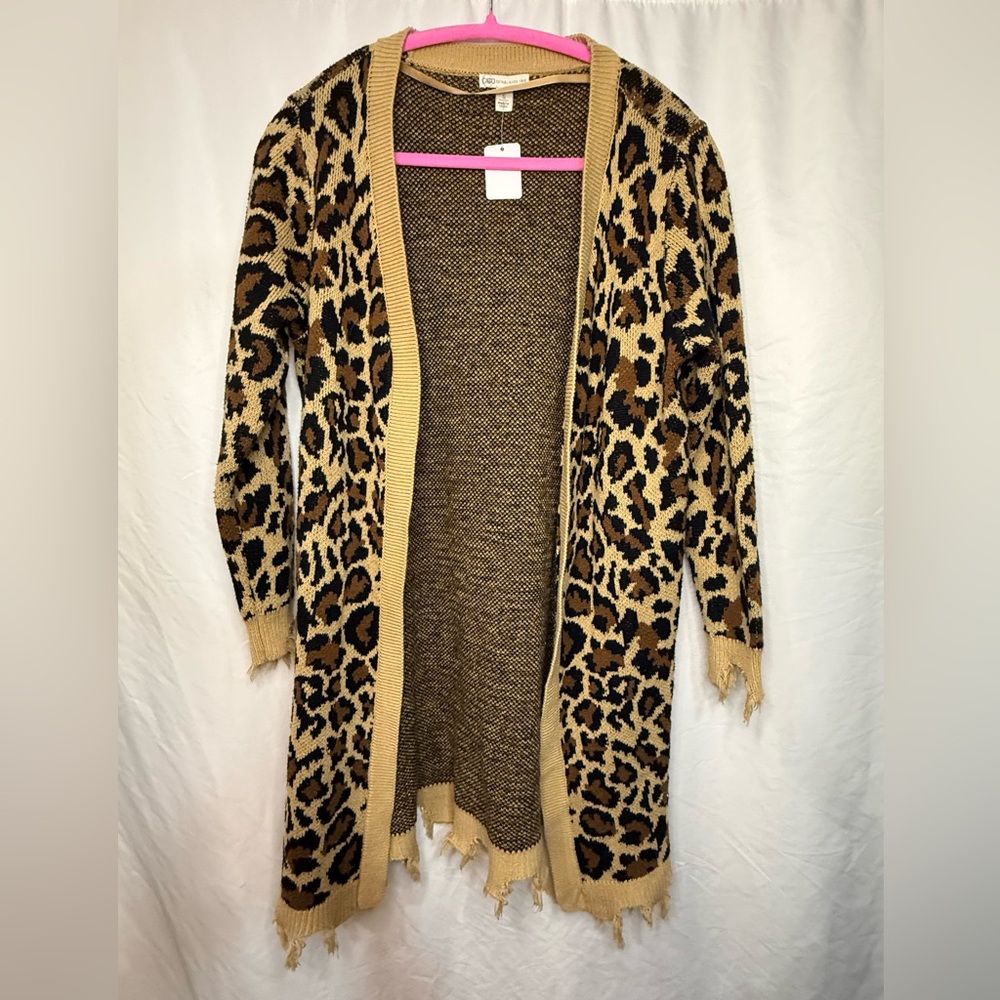 Cato Size Small Leopard Print Open Front Cardigan With Raw Hem